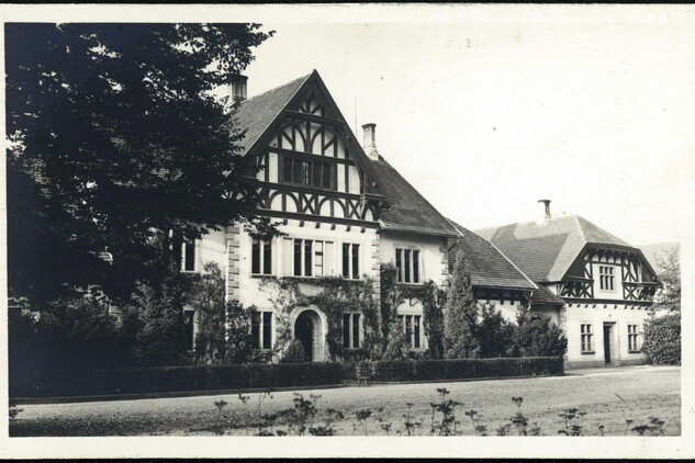 Stables, around 1920 | © NO CC Licence