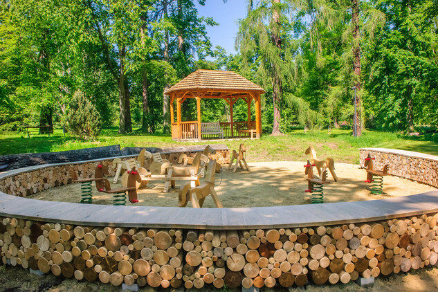 Dětské hřiště, autor: David Svoboda, nepodléhá Creative Commons