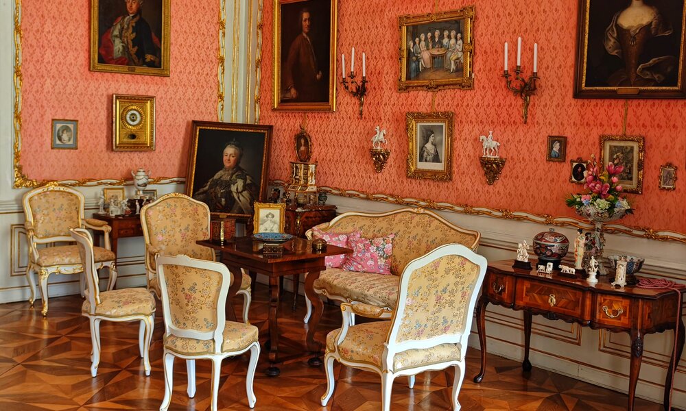 Růžový salon, autor Jiří Holub | © nepodléhá CC